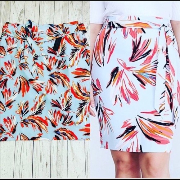 *sold* Sexy floral Lane Bryant Skirt - Picture 4 of 16